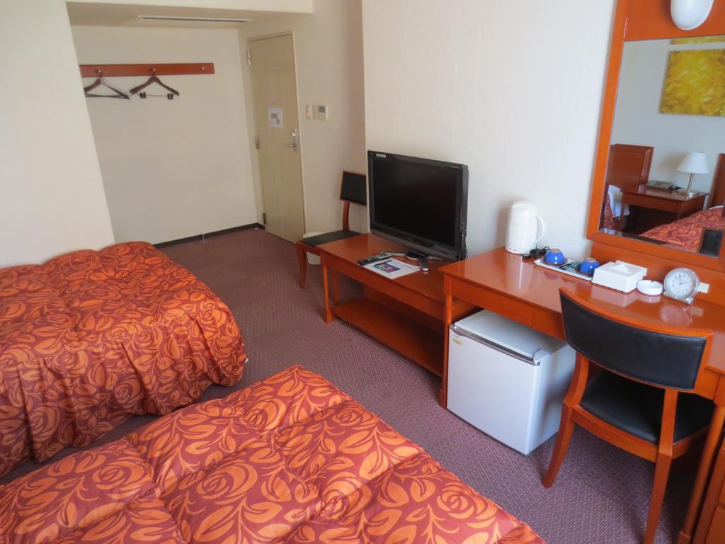 Hotel Minatoya Kōchi Habitación foto